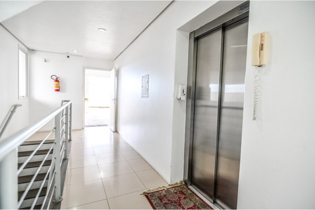 Imagem Imóvel com 2 Quartos à Venda, 61 m² em Teresópolis - Porto Alegre