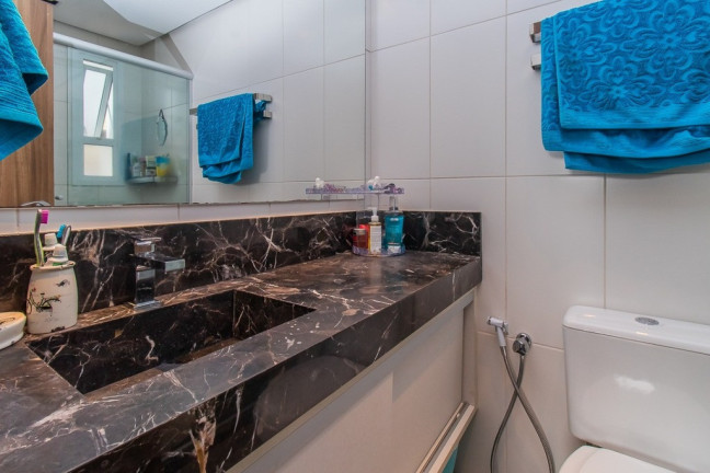 Imagem Imóvel com 2 Quartos à Venda, em Rio Branco - Porto Alegre Imagem Imóvel com 2 Quartos à Venda, em Rio Branco - Porto Alegre