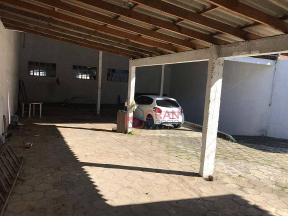 Imagem Galpão para Alugar, 1.000 m² em Fazendinha - Curitiba Imagem Galpão para Alugar, 1.000 m² em Fazendinha - Curitiba