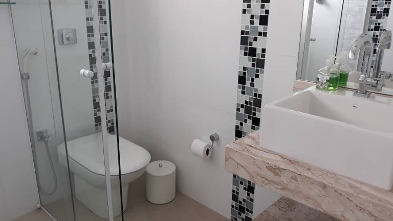 Imagem Apartamento com 4 Quartos à Venda, 239 m² em Pitangueiras - Guarujá