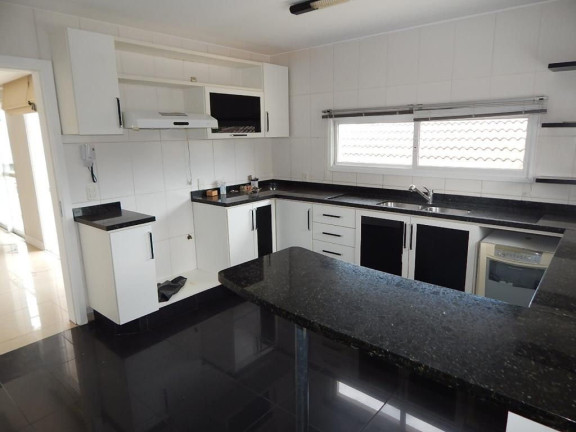 Imagem Casa com 3 Quartos à Venda, 311 m² em Contorno - Ponta Grossa Imagem Casa com 3 Quartos à Venda, 311 m² em Contorno - Ponta Grossa