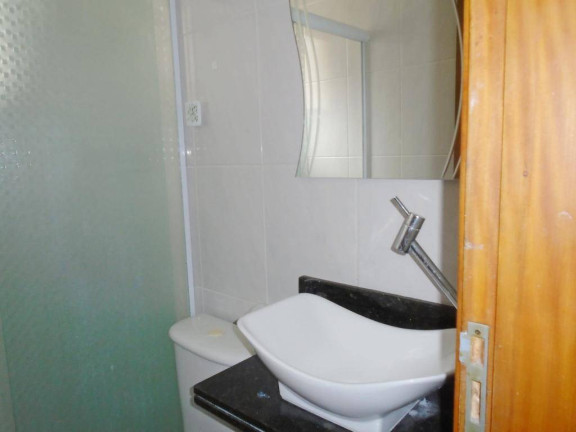 Imagem Apartamento com 2 Quartos à Venda, 70 m² em Vila Guilhermina - Praia Grande