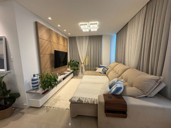 Imagem Apartamento com 3 Quartos à Venda, 130 m² em Centro - Balneário Camboriú Imagem Apartamento com 3 Quartos à Venda, 130 m² em Centro - Balneário Camboriú