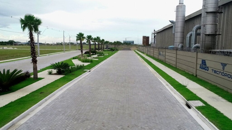Imagem Terreno à Venda, 2.305 m² em Anchieta - Porto Alegre Imagem Terreno à Venda, 2.305 m² em Anchieta - Porto Alegre