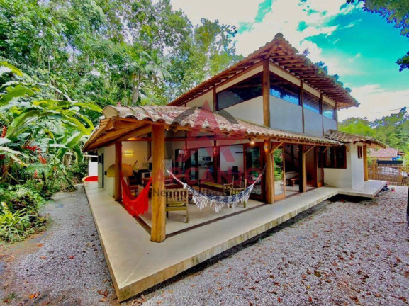 Casa com 5 Quartos à Venda, 232 m² em Promirim - Ubatuba