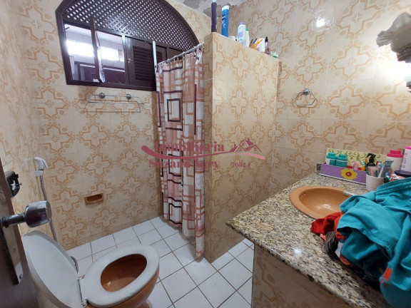 Imagem Casa com 3 Quartos à Venda, em Lagoa Nova - Natal Imagem Casa com 3 Quartos à Venda, em Lagoa Nova - Natal