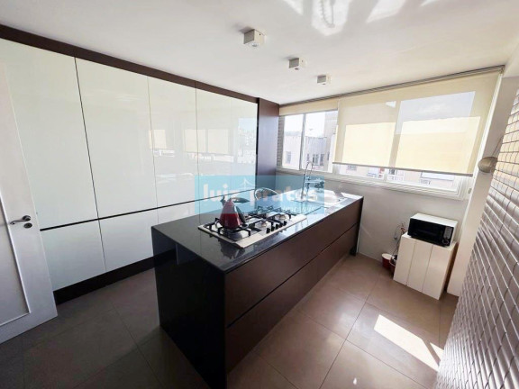 Imagem Apartamento com 3 Quartos à Venda, 123 m² em Moinhos De Vento - Porto Alegre