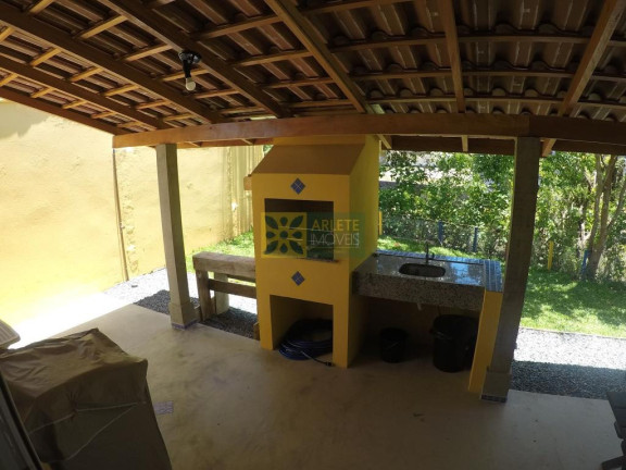 Imagem Casa com 4 Quartos à Venda, 120 m² em Centro - Porto Belo Imagem Casa com 4 Quartos à Venda, 120 m² em Centro - Porto Belo