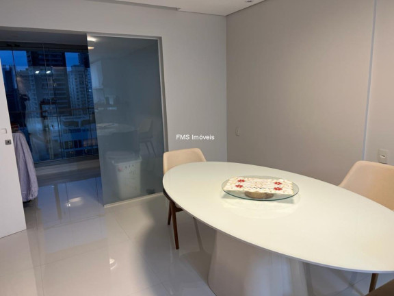 Imagem Imóvel com 2 Quartos à Venda, 106 m² em Vila Nova Conceição - São Paulo Imagem Imóvel com 2 Quartos à Venda, 106 m² em Vila Nova Conceição - São Paulo
