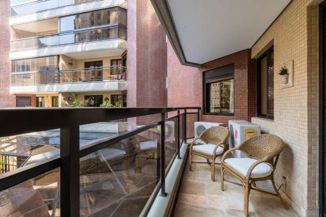 Imagem Apartamento com 3 Quartos à Venda, 120 m² em Moema - São Paulo Imagem Apartamento com 3 Quartos à Venda, 120 m² em Moema - São Paulo