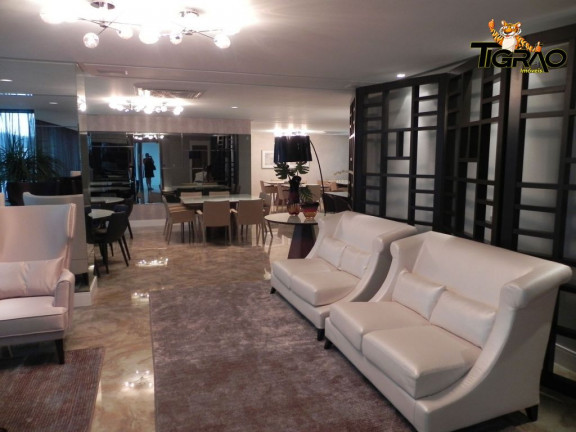 Imagem Apartamento com 3 Quartos à Venda, 183 m² em Centro - Balneário Camboriú Imagem Apartamento com 3 Quartos à Venda, 183 m² em Centro - Balneário Camboriú