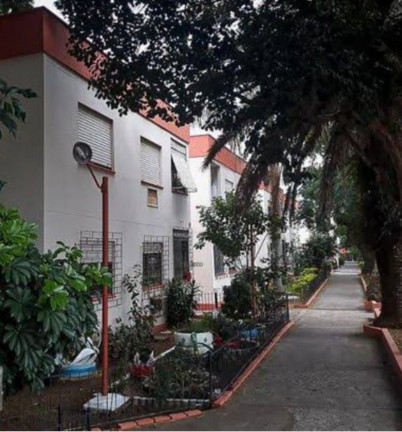 Imóvel com 2 Quartos à Venda, 48 m² em Cristal - Porto Alegre