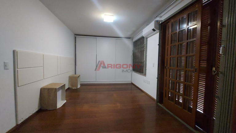 Imagem Sobrado com 4 Quartos para Alugar, 282 m² em Centro - Santa Maria Imagem Sobrado com 4 Quartos para Alugar, 282 m² em Centro - Santa Maria