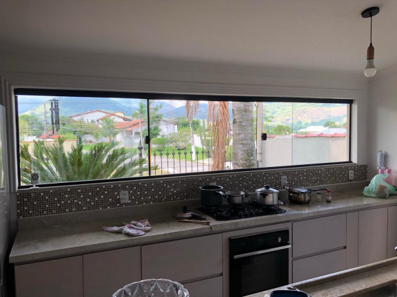 Imagem Casa com 3 Quartos à Venda, 300 m² em Guaratiba - Rio De Janeiro Imagem Casa com 3 Quartos à Venda, 300 m² em Guaratiba - Rio De Janeiro