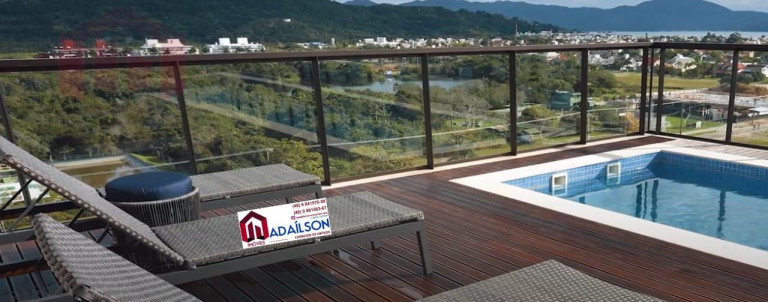 Imagem Imóvel com 3 Quartos à Venda, 234 m² Imagem Imóvel com 3 Quartos à Venda, 234 m²