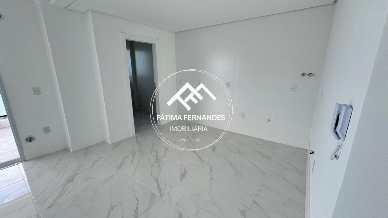 Imagem Apartamento com 4 Quartos à Venda, 180 m² em Meia Praia - Itapema