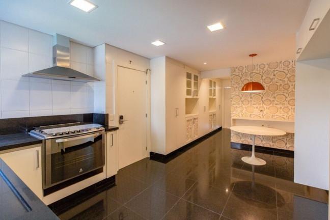 Imagem Apartamento com 3 Quartos à Venda, 201 m² em Panamby - São Paulo Imagem Apartamento com 3 Quartos à Venda, 201 m² em Panamby - São Paulo