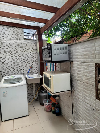 Imagem Casa com 2 Quartos à Venda, 65 m² em Guanabara - Joinville