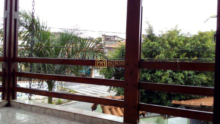 Imagem Casa com 3 Quartos à Venda, 175 m² em Parque Novo Oratório - Santo André