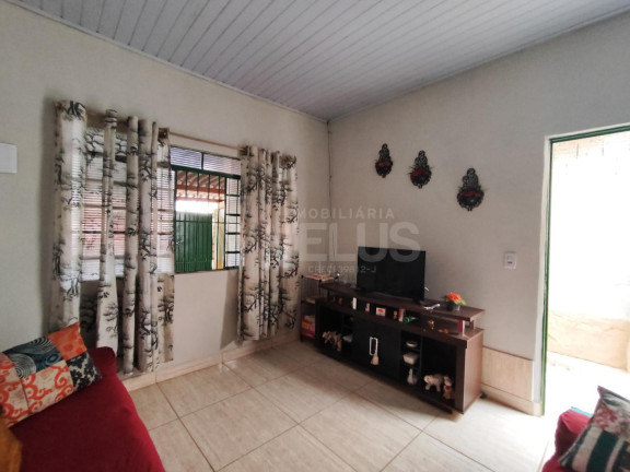 Imagem Casa com 2 Quartos à Venda, 125 m² em Jardim Monte Santo - Itapetininga Imagem Casa com 2 Quartos à Venda, 125 m² em Jardim Monte Santo - Itapetininga