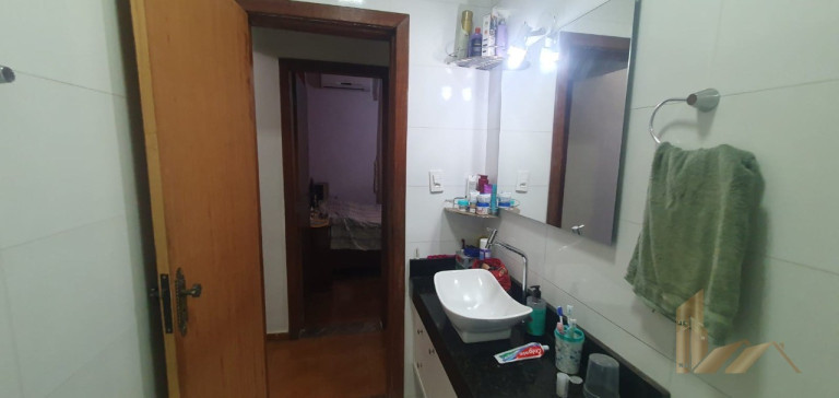 Imagem Casa com 6 Quartos à Venda, 280 m² em Vale Das Amendoeiras - Contagem Imagem Casa com 6 Quartos à Venda, 280 m² em Vale Das Amendoeiras - Contagem