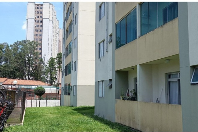 Apartamento com 2 Quartos à Venda, 48 m² em Vila Carmosina - São Paulo