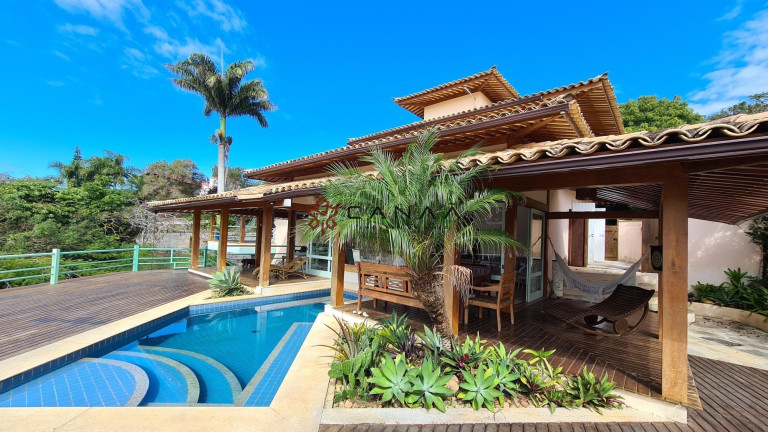 Casa com 6 Quartos à Venda, 500 m² em Ferradurinha - Armação Dos Búzios