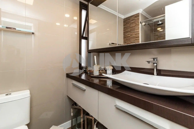 Imagem Apartamento com 3 Quartos à Venda, 70 m² em Cristo Redentor - Porto Alegre Imagem Apartamento com 3 Quartos à Venda, 70 m² em Cristo Redentor - Porto Alegre