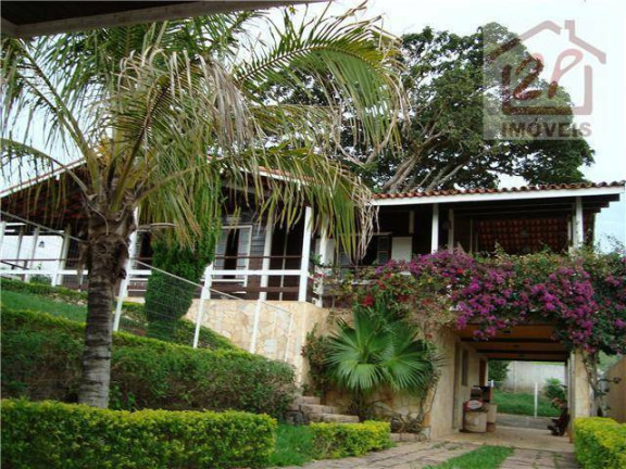 Chácara com 3 Quartos à Venda, 300 m² em José Veríssimo - Paraisópolis