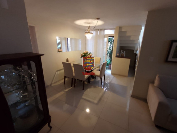 Imagem Casa com 3 Quartos à Venda, 210 m² em Estreito - Florianópolis Imagem Casa com 3 Quartos à Venda, 210 m² em Estreito - Florianópolis