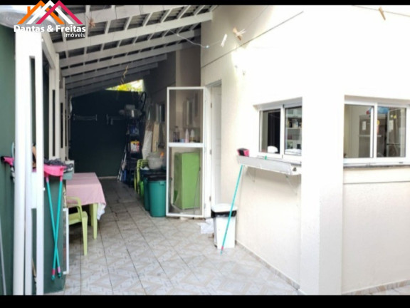 Imagem Imóvel com 4 Quartos à Venda,  em Lagoa Redonda - Fortaleza