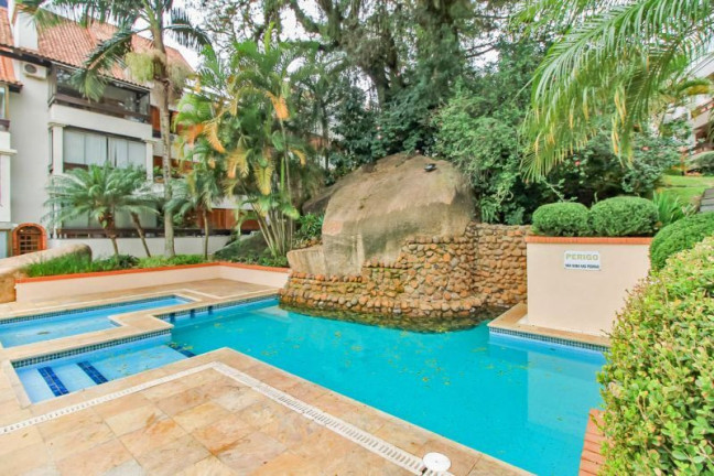 Imagem Imóvel com 4 Quartos à Venda, 135 m² em Ipanema - Porto Alegre
