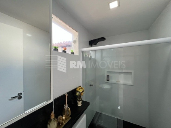 Imagem Casa de Condomínio com 5 Quartos à Venda, 230 m² em Itapuã(pedra Do Sal) - Salvador Imagem Casa de Condomínio com 5 Quartos à Venda, 230 m² em Itapuã(pedra Do Sal) - Salvador