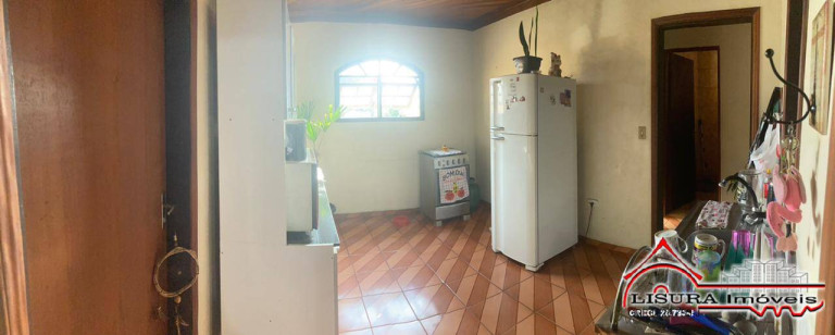 Imagem Casa com 2 Quartos à Venda, 180 m² em Parque Santo Antônio - Jacareí Imagem Casa com 2 Quartos à Venda, 180 m² em Parque Santo Antônio - Jacareí