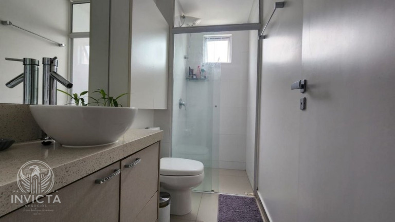 Imagem Apartamento com 2 Quartos à Venda, 71 m² em Ariribá - Balneário Camboriú