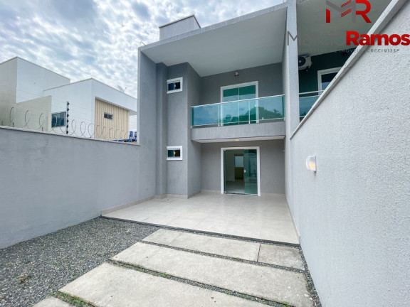 Imagem Casa com 3 Quartos à Venda, 131 m² em Sabiaguaba - Fortaleza Imagem Casa com 3 Quartos à Venda, 131 m² em Sabiaguaba - Fortaleza