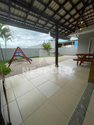 Imagem Casa com 2 Quartos à Venda, 123 m² em Mata Atlântica - Tijucas