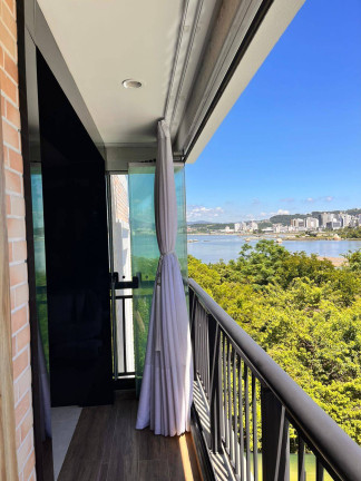 Imagem Apartamento com 3 Quartos à Venda, 130 m² em Abraão - Florianópolis