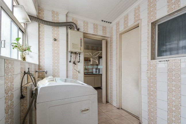 Imagem Apartamento com 3 Quartos à Venda, 135 m² em Moema - São Paulo