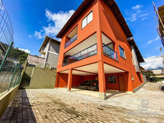 Imagem Casa com 3 Quartos à Venda, 300 m² em Vargem Grande - Teresópolis Imagem Casa com 3 Quartos à Venda, 300 m² em Vargem Grande - Teresópolis