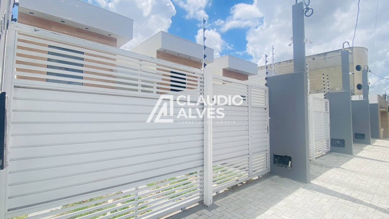 Imagem Casa com 3 Quartos à Venda, 80 m² em Parque Ipê - Feira De Santana