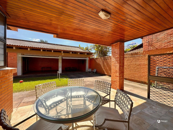Imagem Casa de Condomínio com 5 Quartos à Venda, 630 m² em Xangri-lá - Atlantida