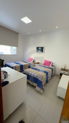 Imagem Casa com 3 Quartos à Venda, 336 m² em Vilas Do Atlântico - Lauro De Freitas Imagem Casa com 3 Quartos à Venda, 336 m² em Vilas Do Atlântico - Lauro De Freitas