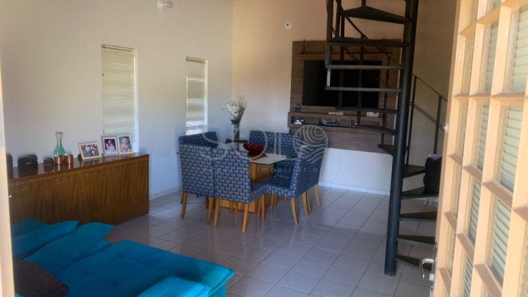 Imagem Casa com 2 Quartos à Venda, 300 m² em Centro - Araraquara Imagem Casa com 2 Quartos à Venda, 300 m² em Centro - Araraquara