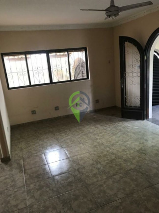 Imagem Casa com 4 Quartos à Venda, 338 m² em Boqueirão - Santos Imagem Casa com 4 Quartos à Venda, 338 m² em Boqueirão - Santos