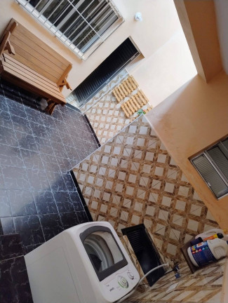 Imagem Sobrado com 4 Quartos à Venda,  em Eldorado - Diadema
