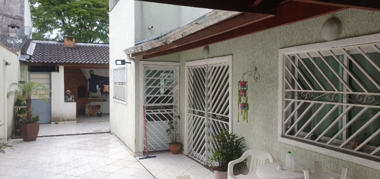 Sobrado com 3 Quartos à Venda ou Locação, 250 m² em Jardim Medina - Poá
