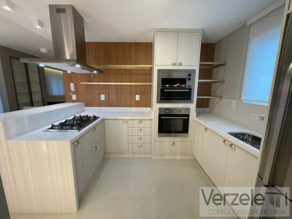 Imagem Apartamento com 3 Quartos à Venda, 136 m² em Centro - Balneário Camboriú Imagem Apartamento com 3 Quartos à Venda, 136 m² em Centro - Balneário Camboriú