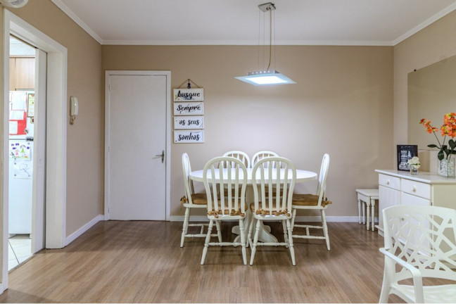 Imagem Apartamento com 2 Quartos à Venda, 75 m² em Jardim Botânico - Porto Alegre