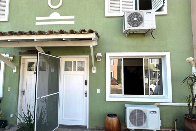 Imagem Casa com 3 Quartos à Venda, 73 m² em Sarandi - Porto Alegre Imagem Casa com 3 Quartos à Venda, 73 m² em Sarandi - Porto Alegre